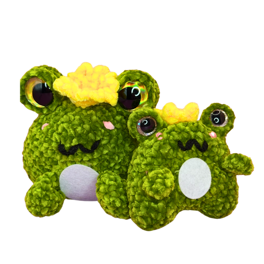 Hand Crocheted Frog Collectible Set – Gilbert the Grumpy Frog King & Percy the Tiny Frog Prince