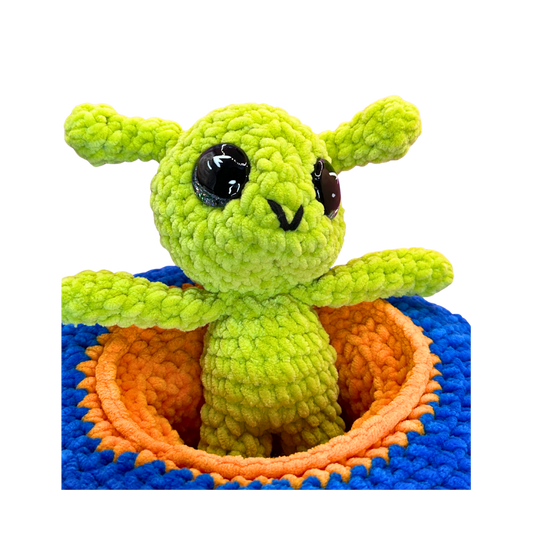 Hand Crocheted Alien & UFO Collectible – Alfie